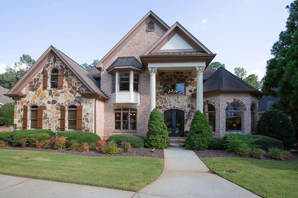 6935 Wakehurst Pl., Cumming, GA 30040