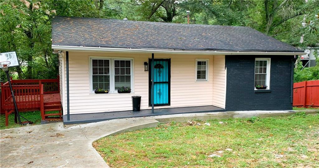 1551 Ferno Dr., Atlanta, GA 30318