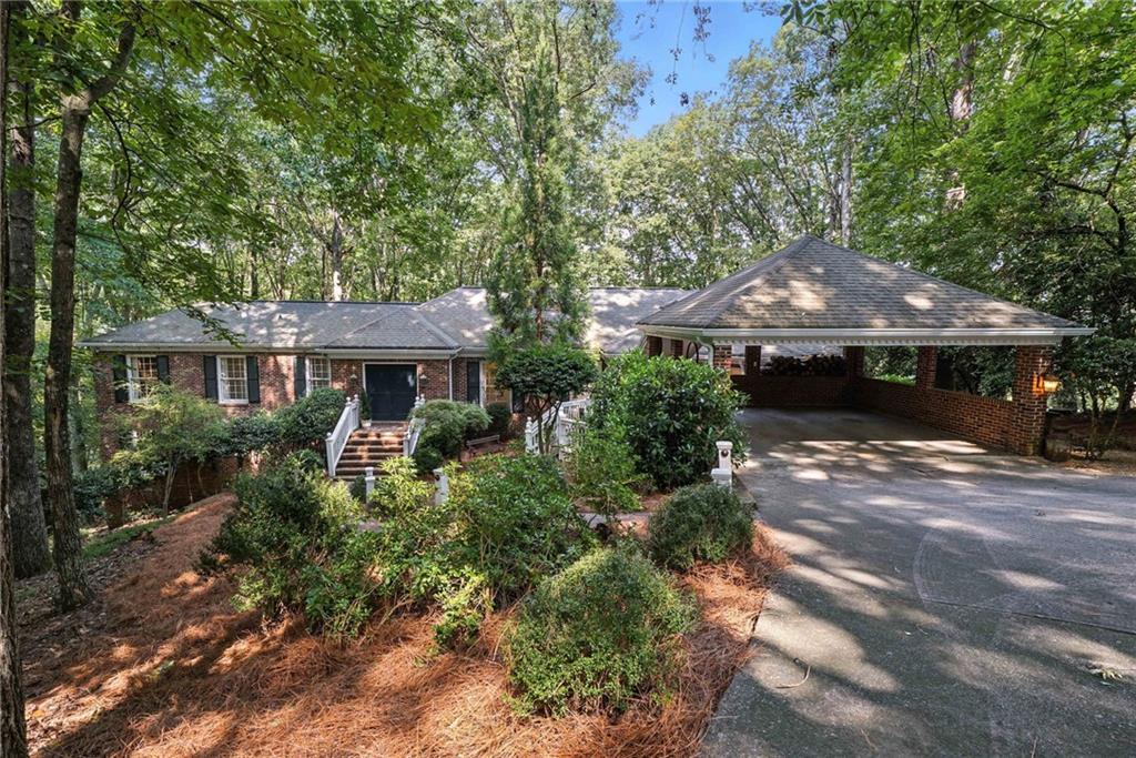 980 Buckhorn, Atlanta, GA 30350