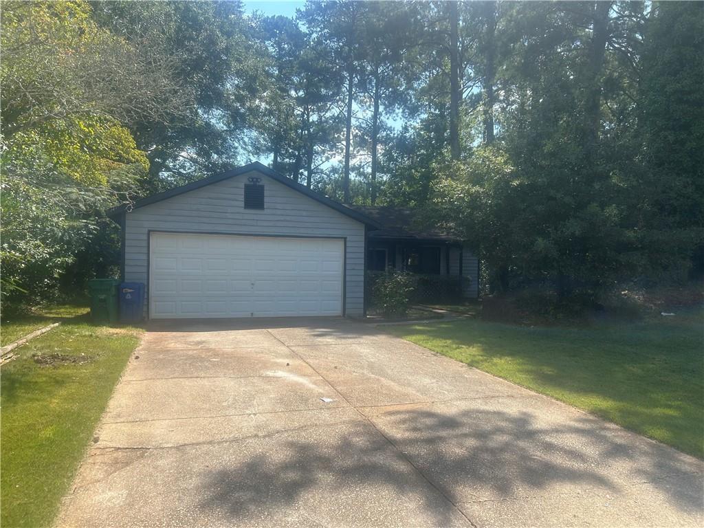 732 Martin Rd., Stone Mountain, GA 30088