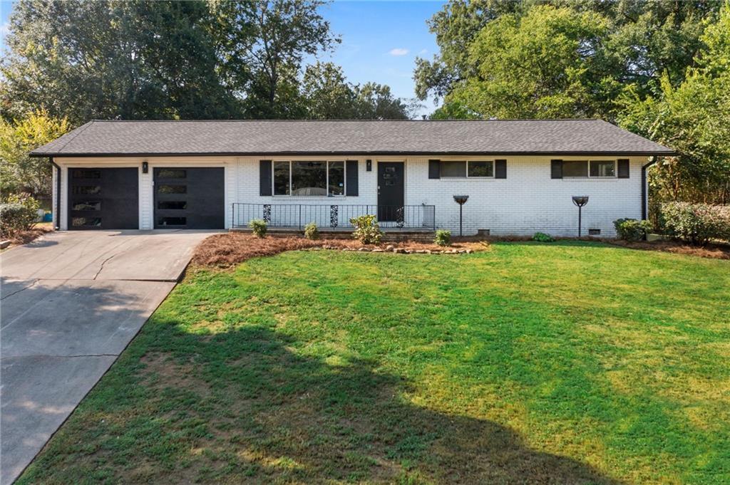 16 Greenbriar Ave., Cartersville, GA 30120