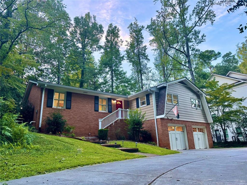 1460 Valley View Rd., Dunwoody, GA 30338
