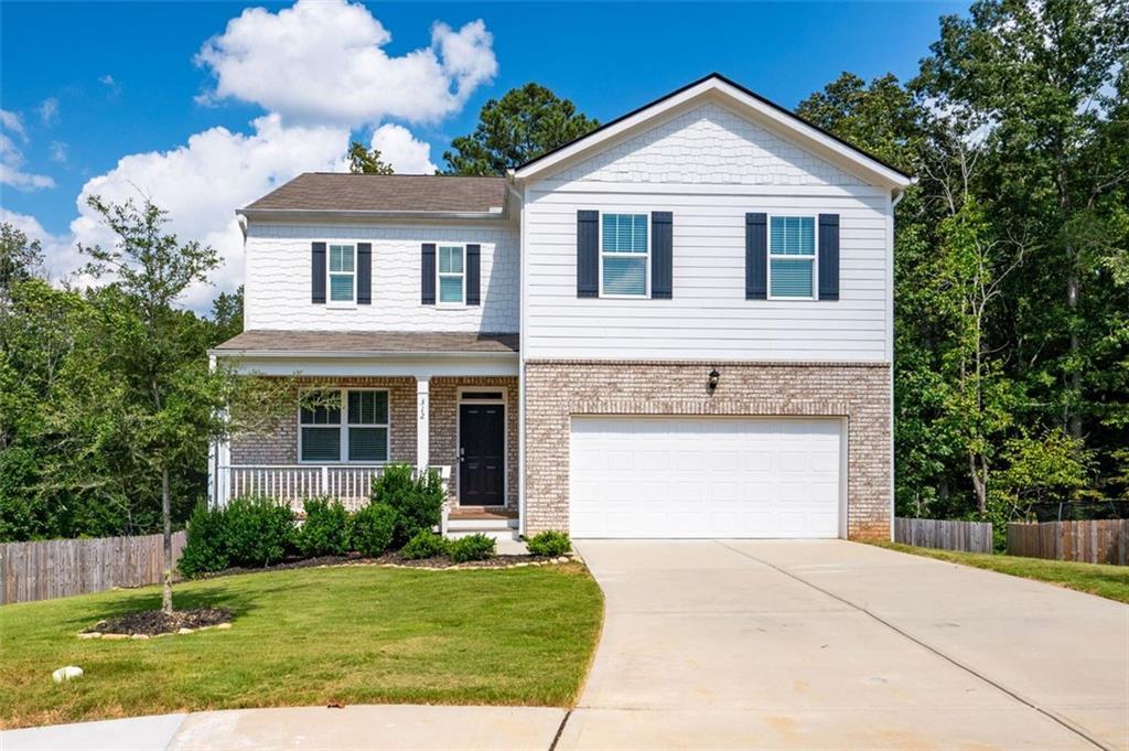 312 Deer Run Dr., Dallas, GA 30132