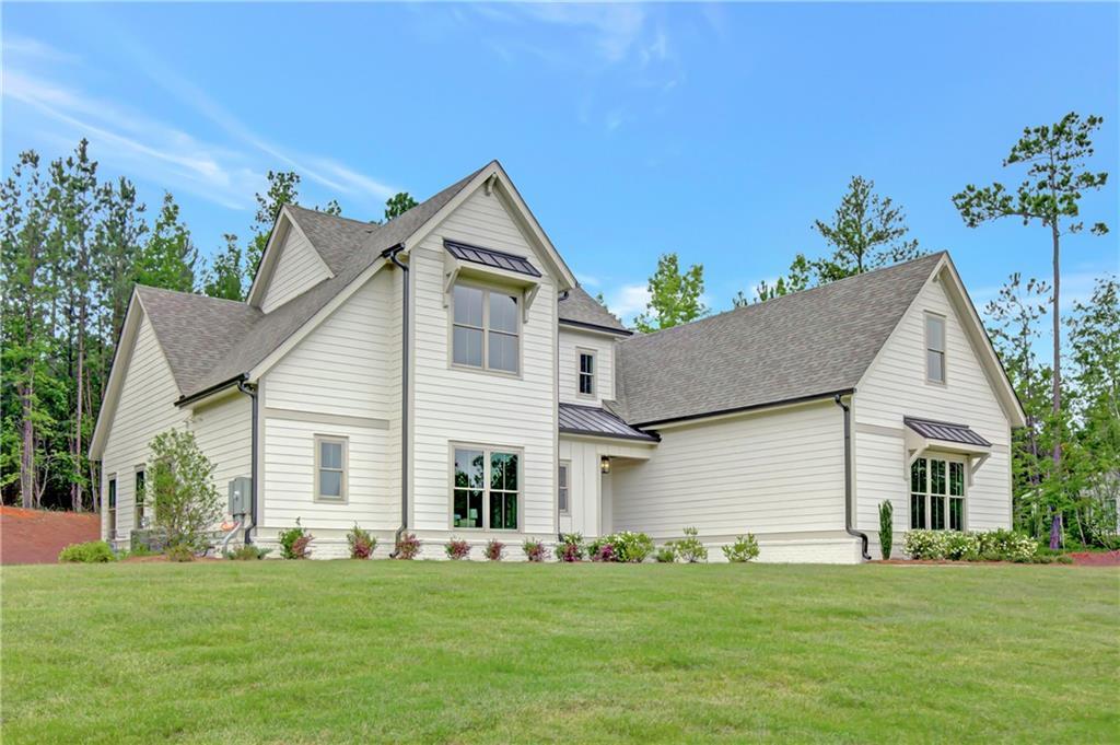 172 Forest Berry Ct., Newnan, GA 30265