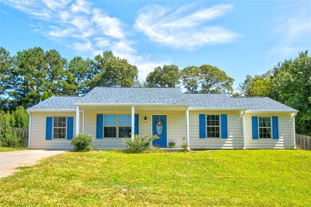 352 Meadow Trace Dr., Auburn, GA 30011