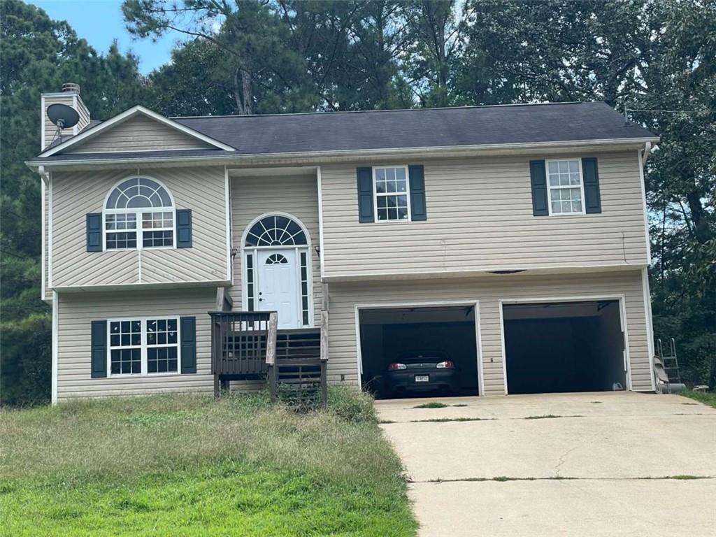 108 Taylors Ln., Carrollton, GA 30117