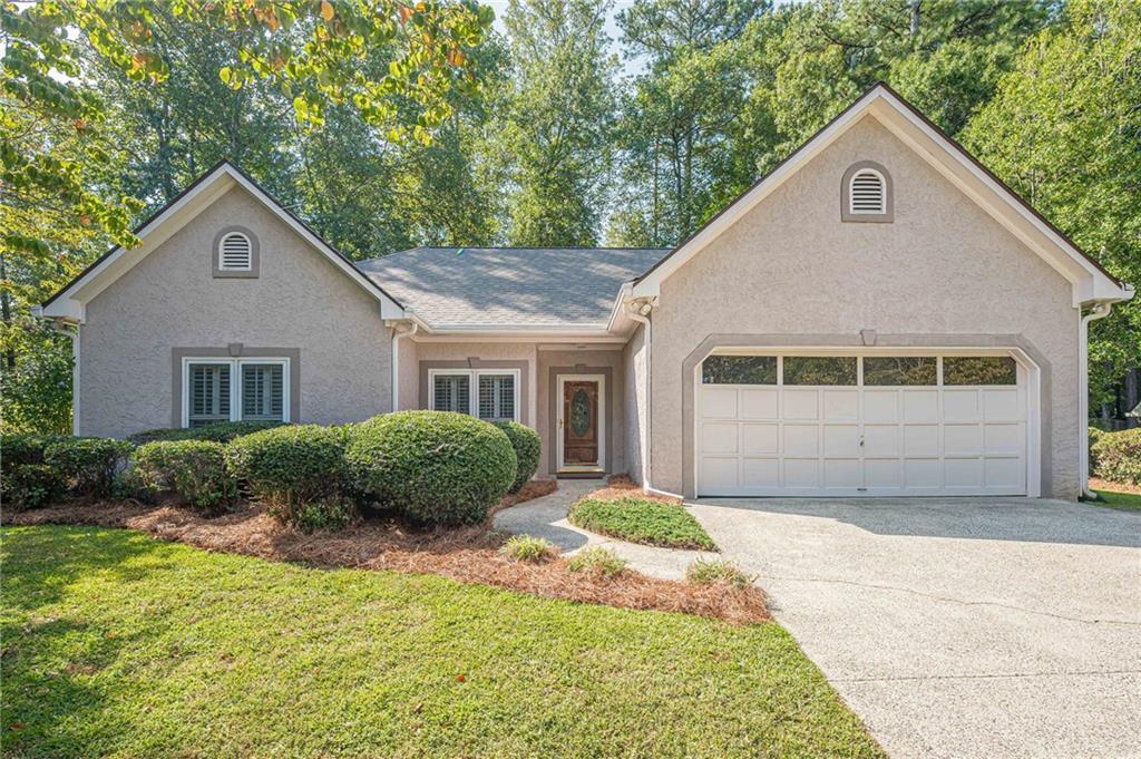 3215 Dogwood Dr., Powder Springs, GA 30127