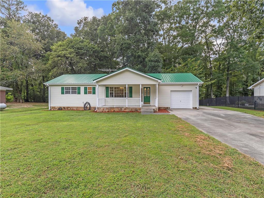 119 Deer Park Ln., Calhoun, GA 30701