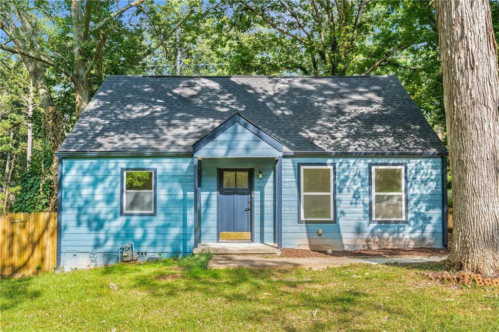 2146 Pinehurst Dr., Atlanta, GA 30344
