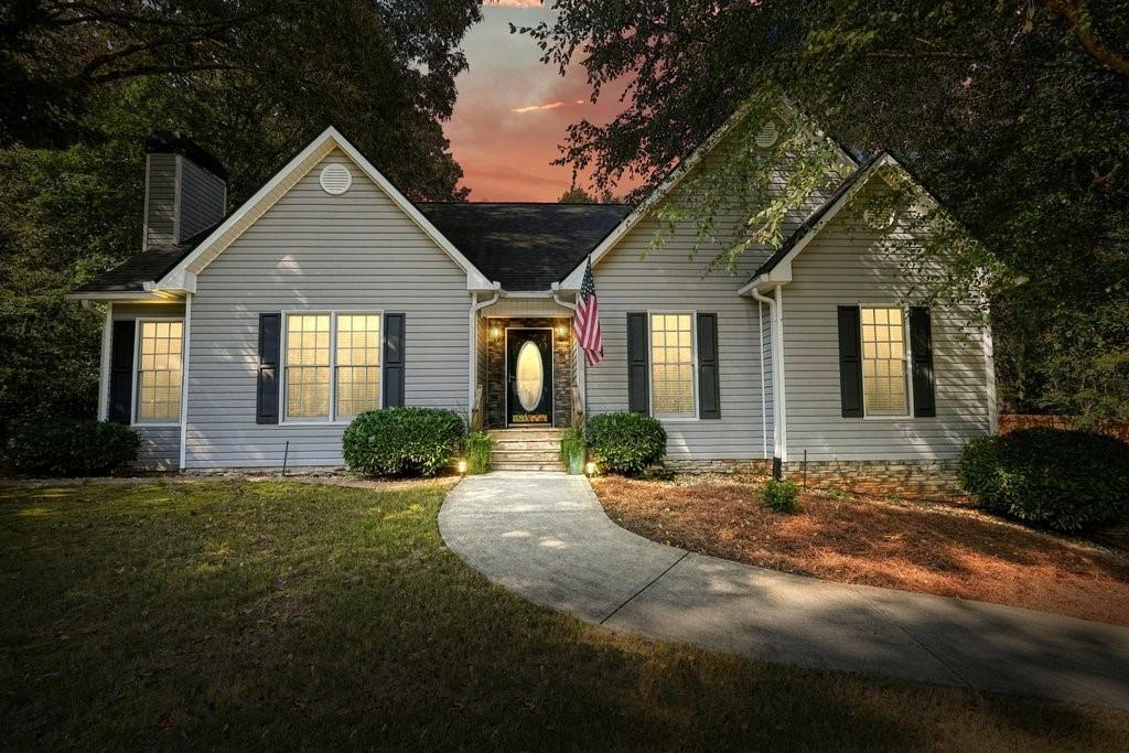 1124 Fieldstone Dr., Canton, GA 30114
