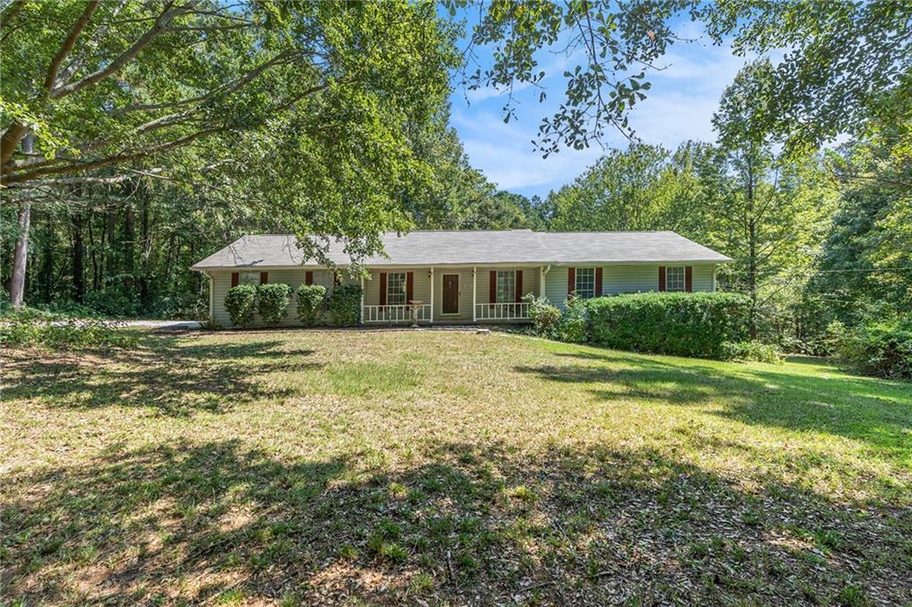 551 Hood Rd., Stockbridge, GA 30281