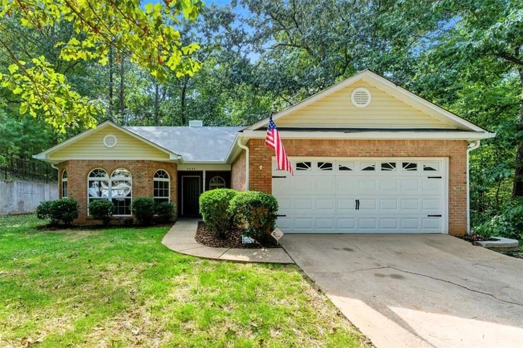 8060 Longleaf Dr., Villa Rica, GA 30180