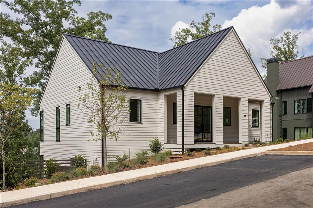 1080 Lupo Loop, Chattahoochee Hills, GA 30268