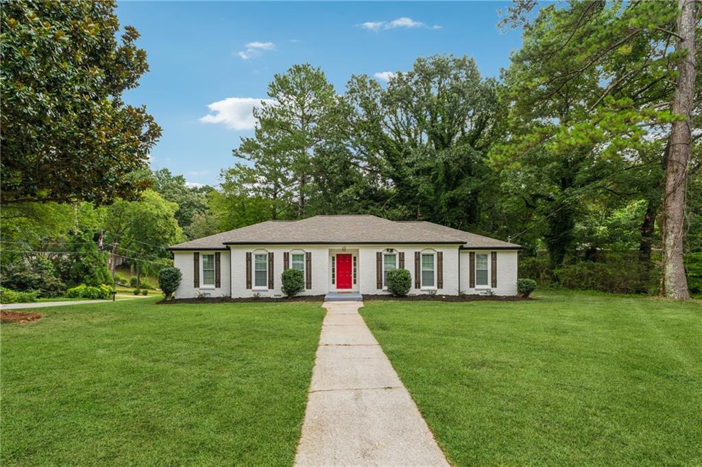 676 Bralorne Dr., Stone Mountain, GA 30087