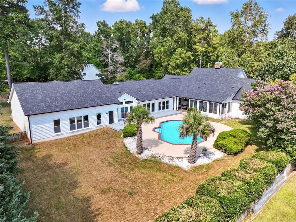 8675 Lake Forest Dr., Jonesboro, GA 30236