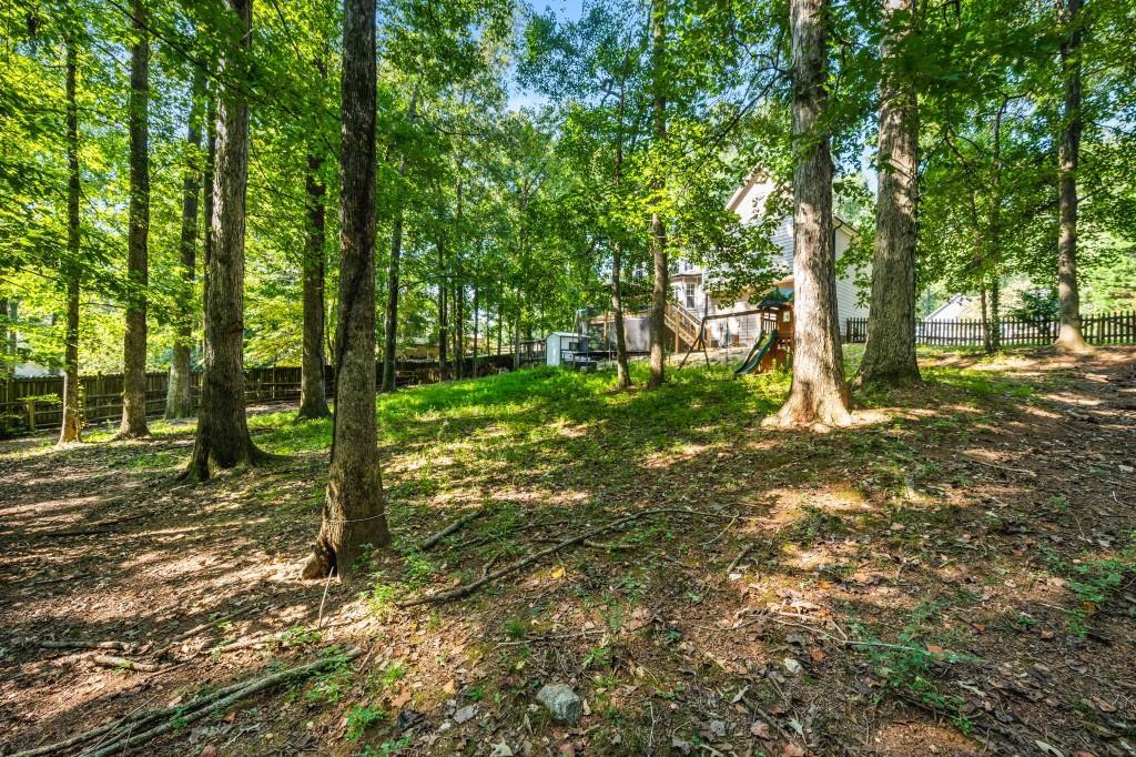35 Boones Ridge Dr., Acworth, GA 30102