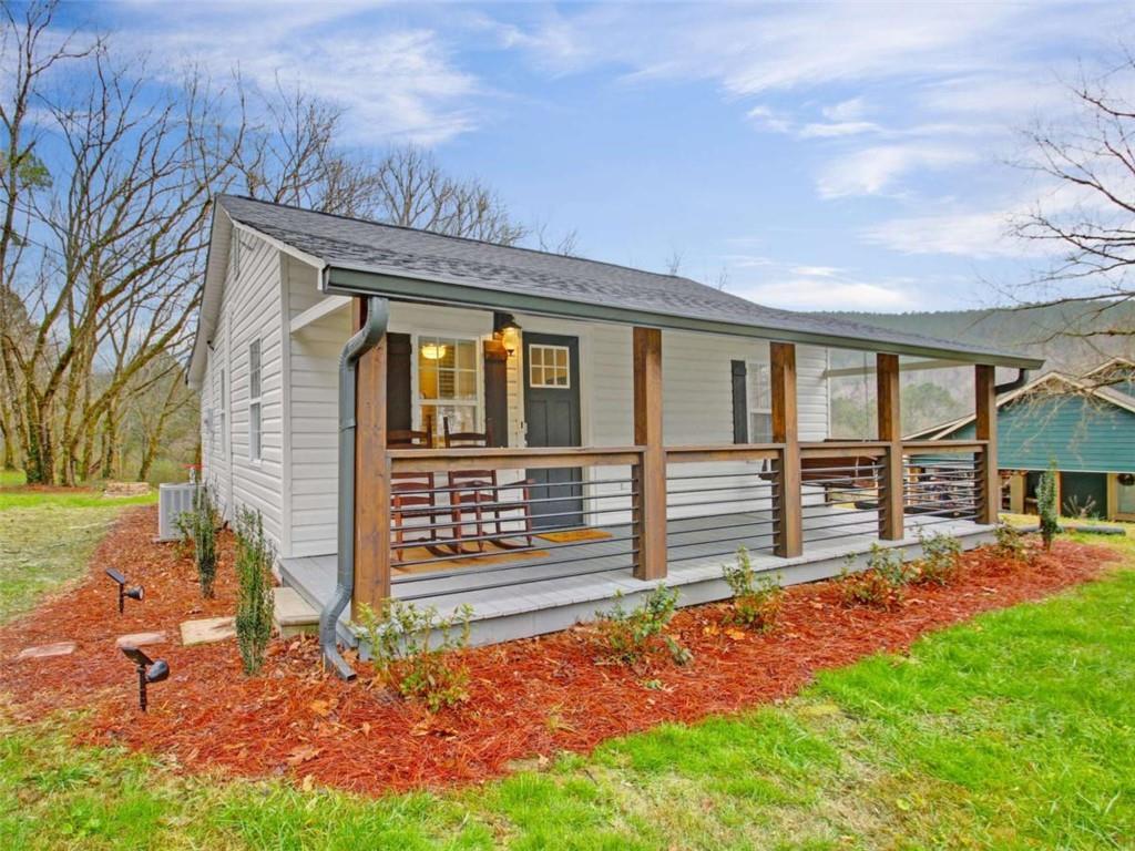 190 Old Blairsville Hwy., Talking Rock, GA 30175