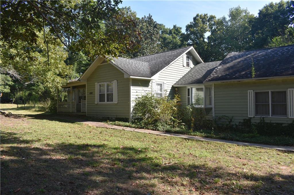 4381 Duncan Bridge Rd., Cleveland, GA 30528