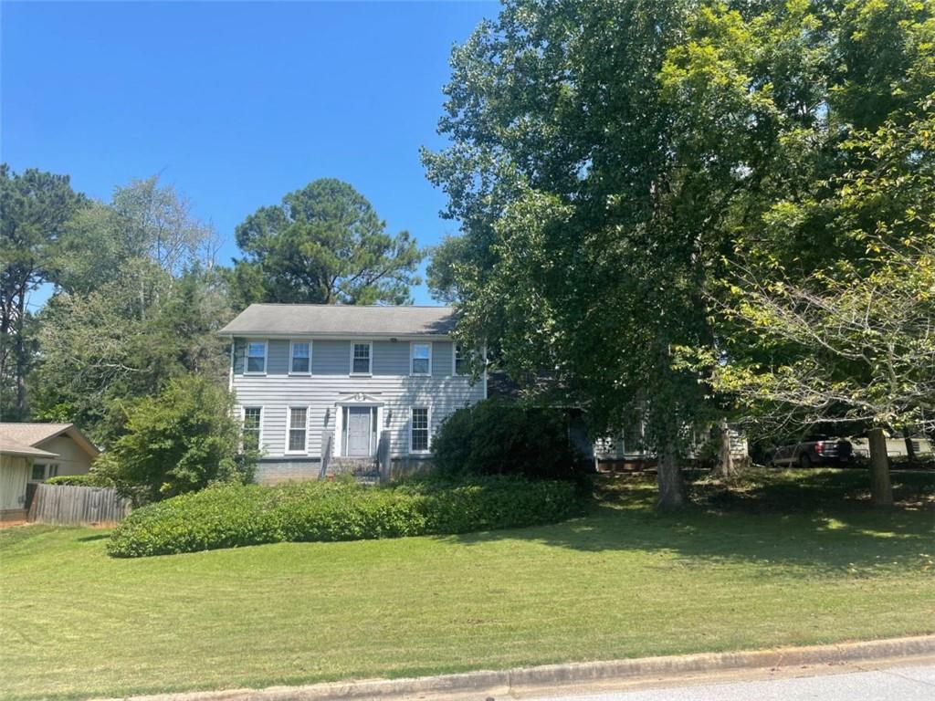 920 Sugar Creek Dr., Conyers, GA 30094