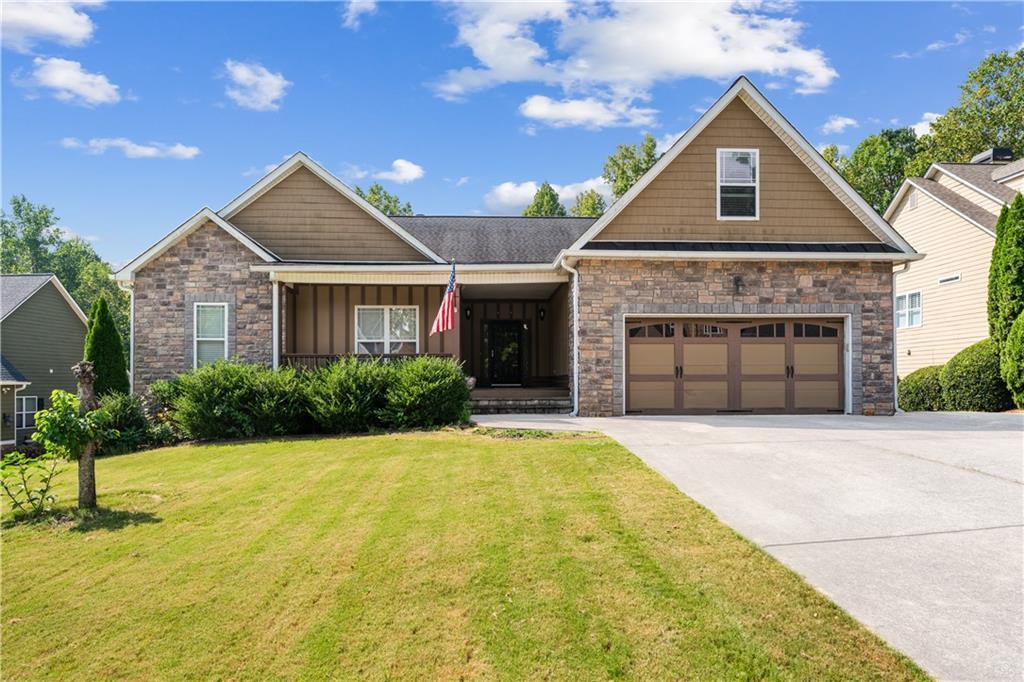52 Thomas Place Dr., Dallas, GA 30157