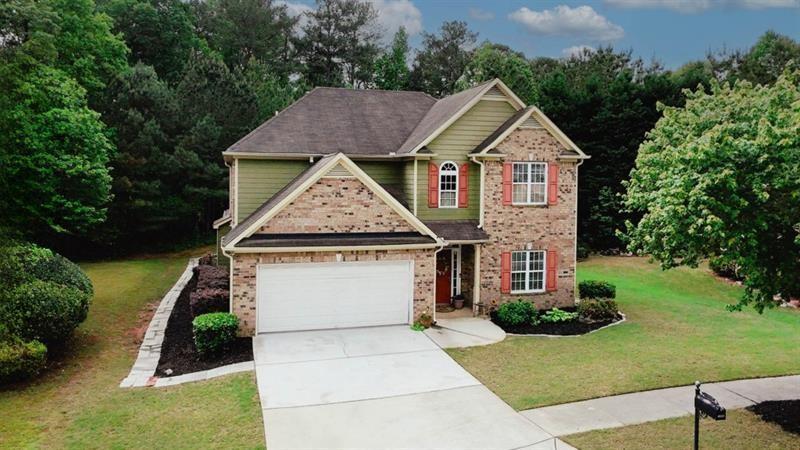 1990 Cooper Lakes Dr., Grayson, GA 30017