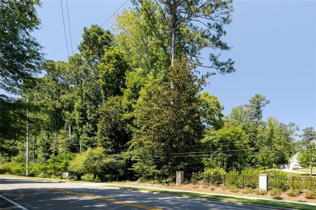 657 Willeo Rd., Roswell, GA 30075