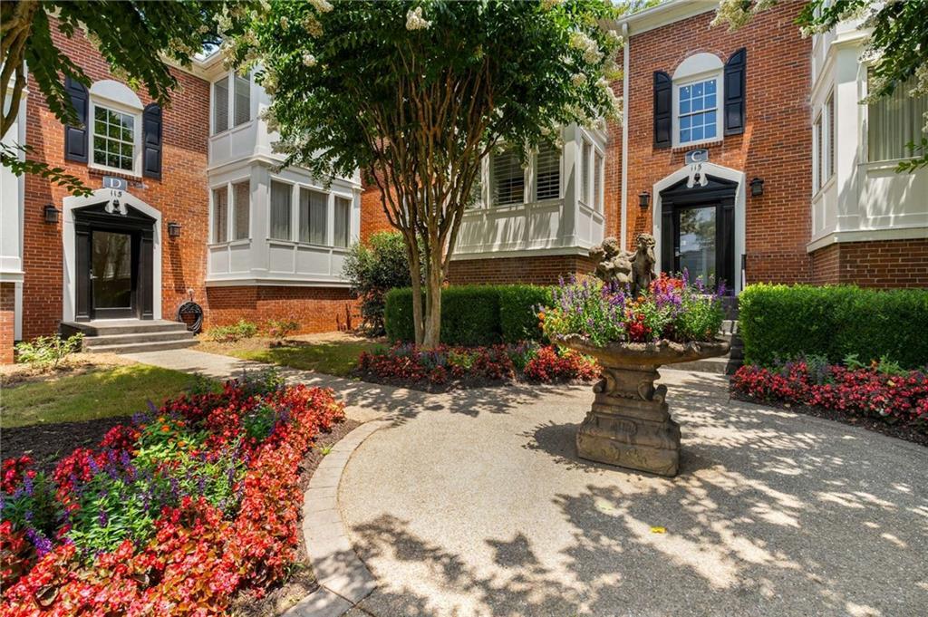 115 Peachtree Memorial Dr. #D4, Atlanta, GA 30309