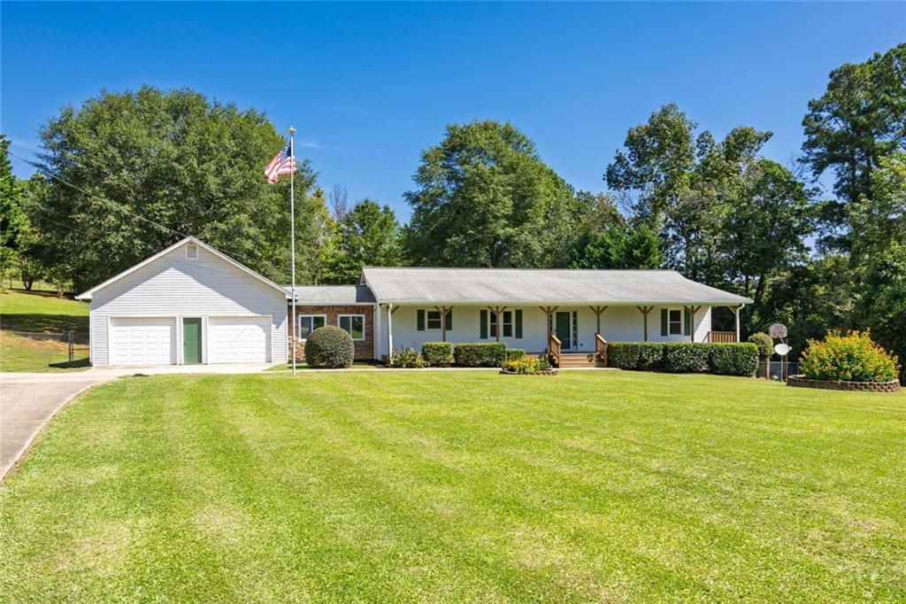 986 Braswell Mountain Rd., Dallas, GA 30132