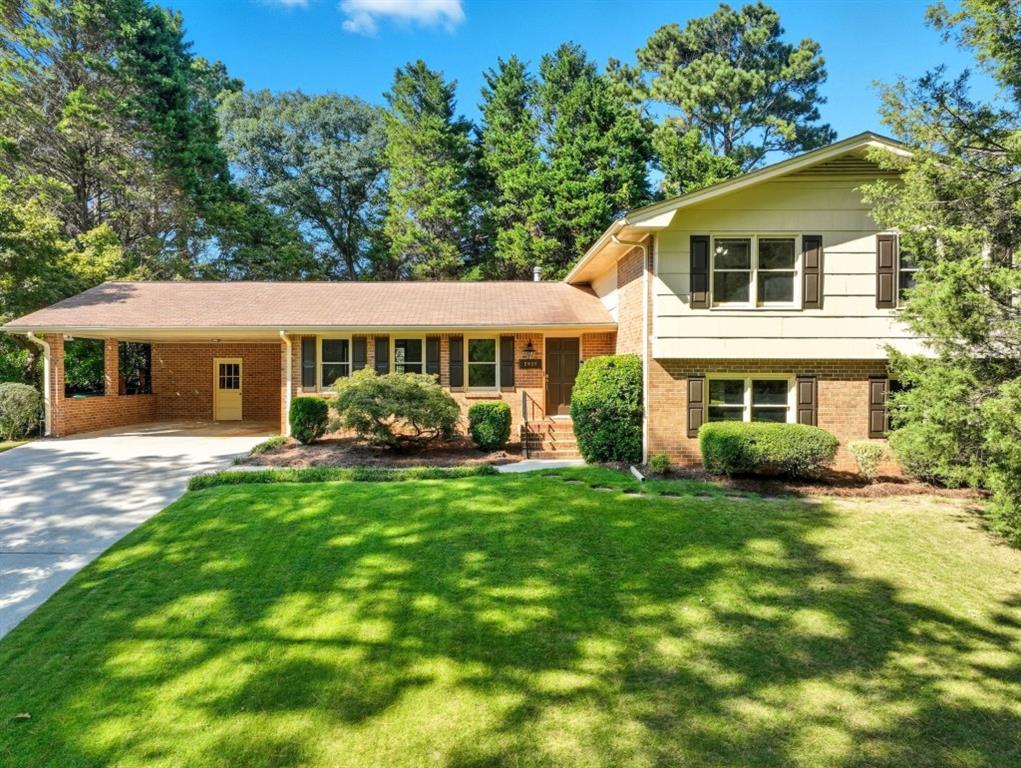 2932 Country Squire Ln., Decatur, GA 30033