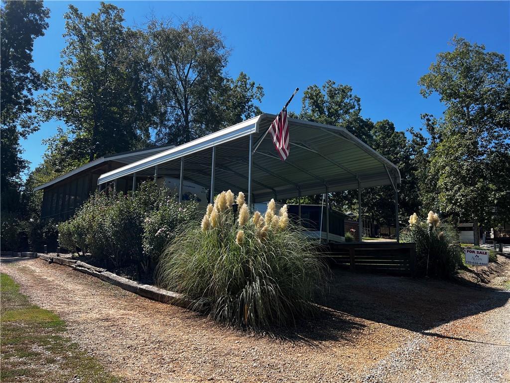 Oconee Cir., Eatonton, GA 31024