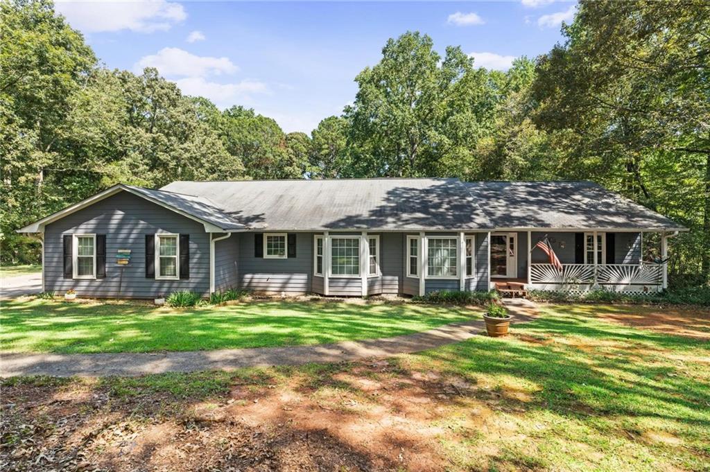 150 Briarwood Pl., Stockbridge, GA 30281