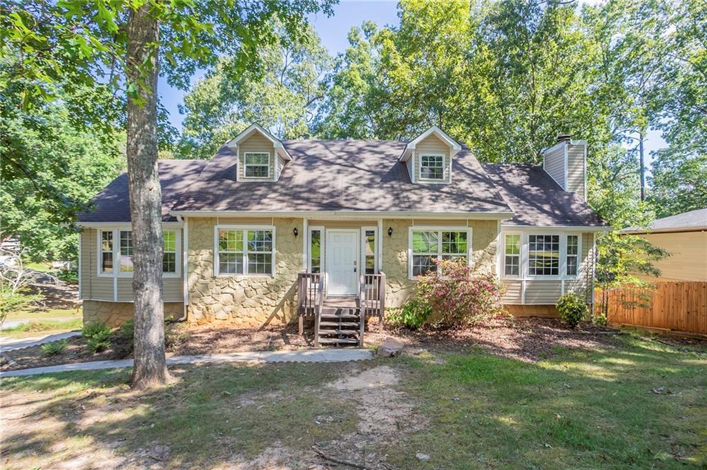 9894 Riverwood Ct., Douglasville, GA 30135