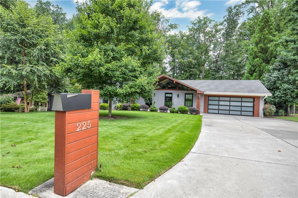 225 Jayne Ellen Way, Alpharetta, GA 30009