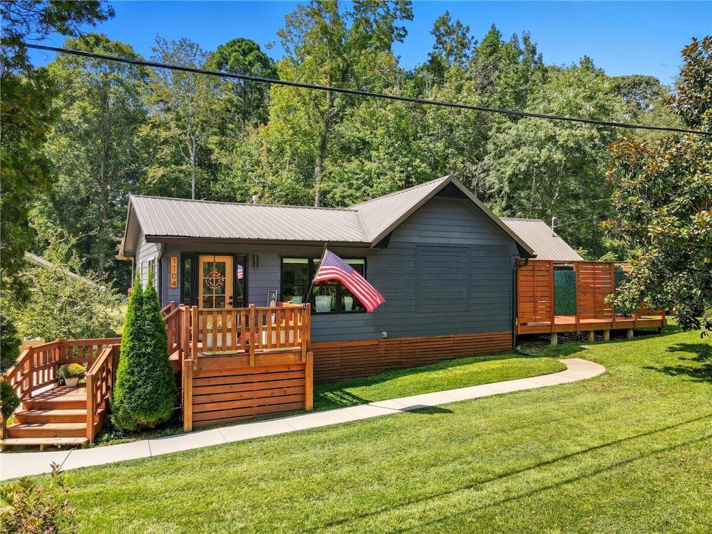 1104 Palm St., Canton, GA 30115