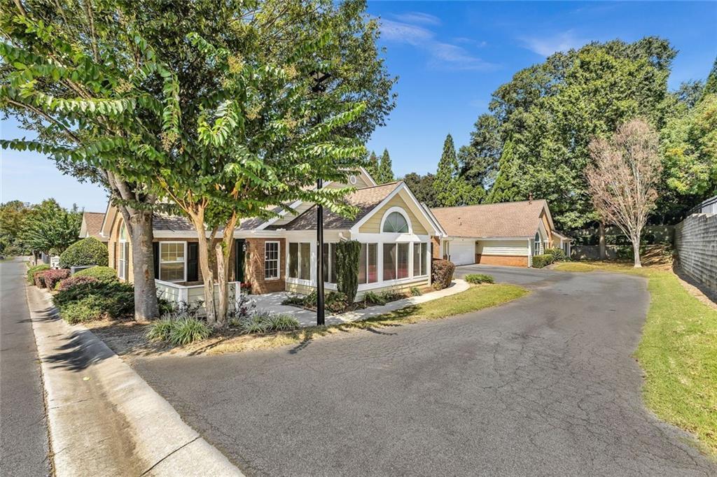 501 Cascade Park Dr., Atlanta, GA 30331