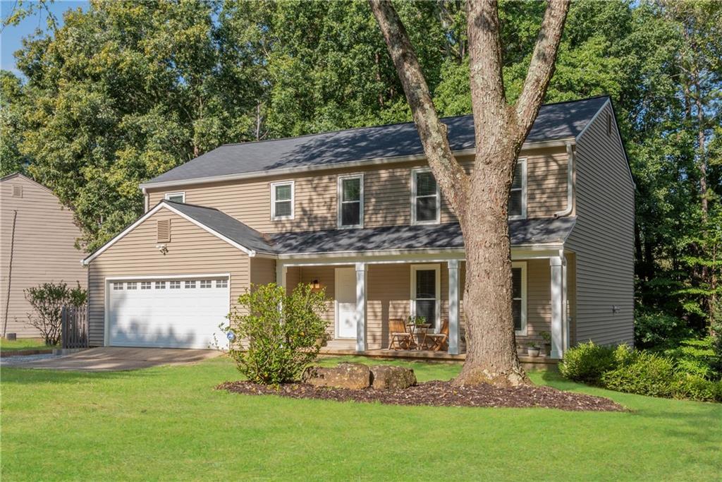 500 Barrington Dr., Roswell, GA 30076