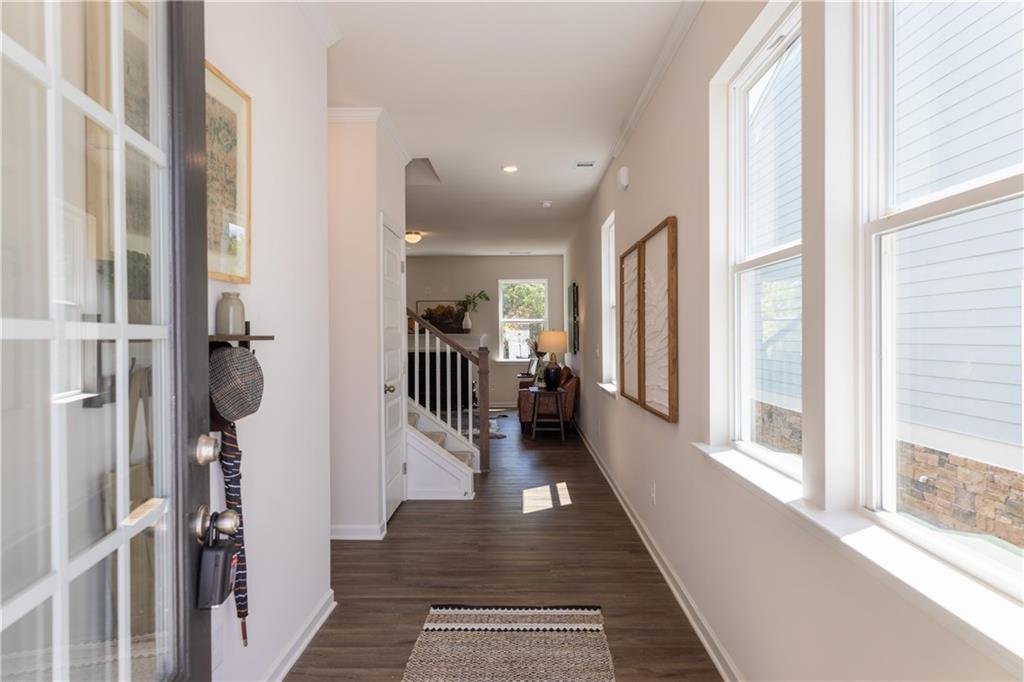 21 Berry Dr., Dawsonville, GA 30534