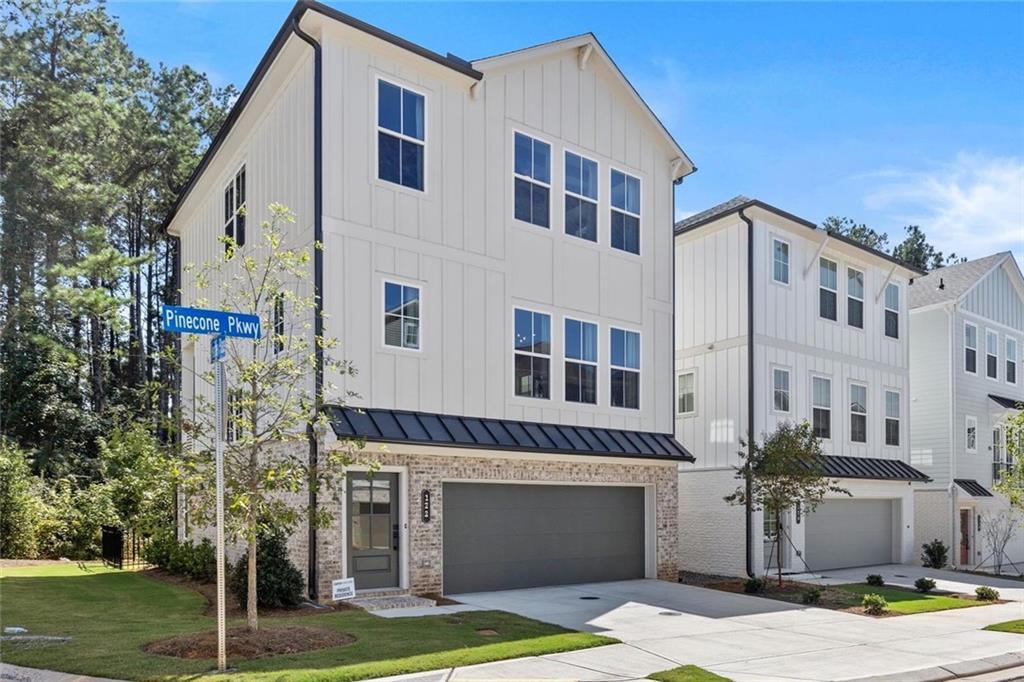 122 Pinecone Pkwy., Alpharetta, GA 30022