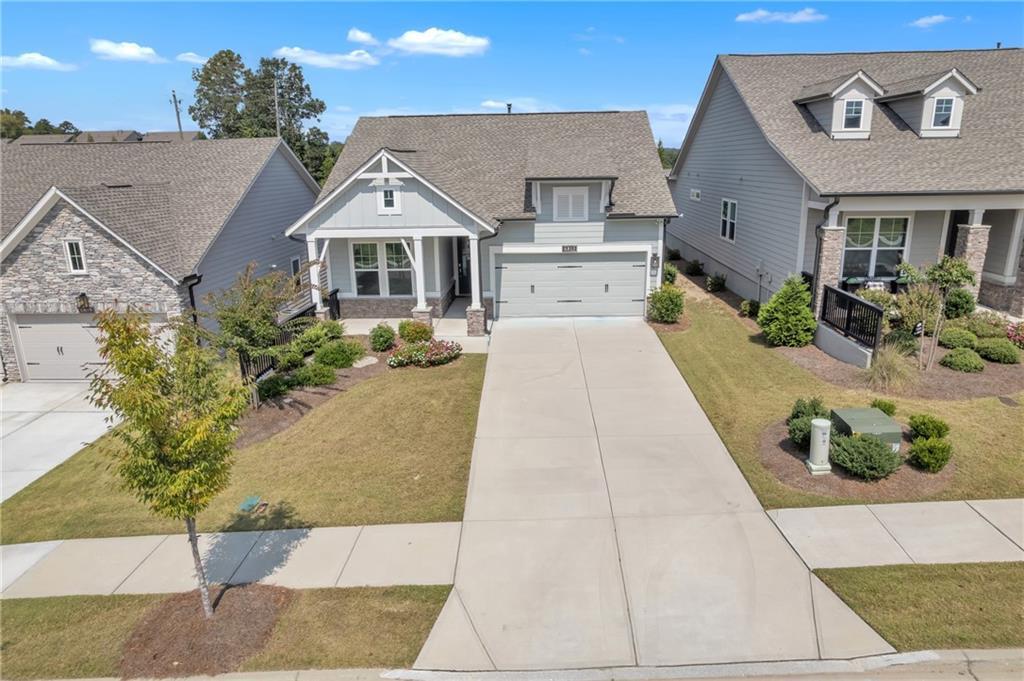 6813 Bungalow Rd., Flowery Branch, GA 30542