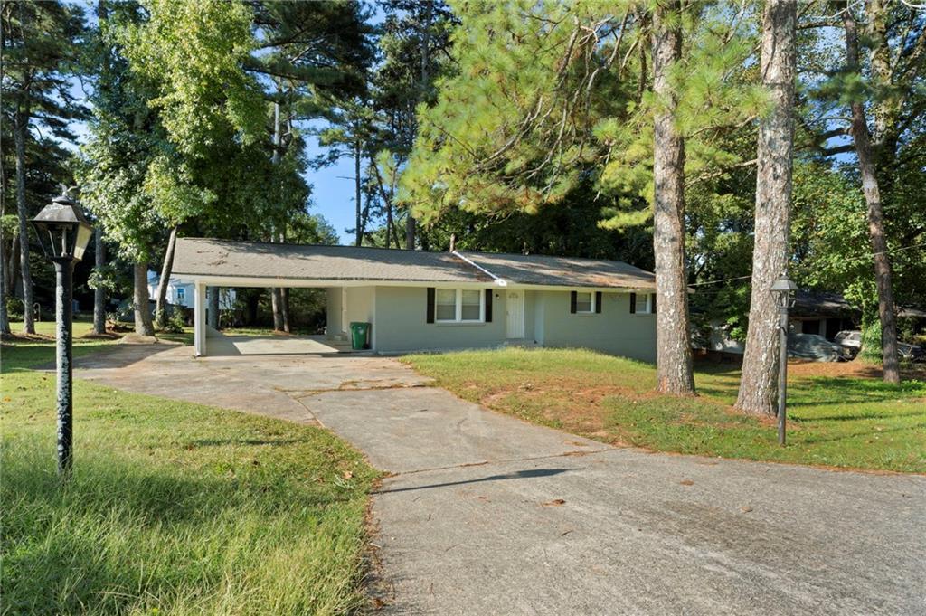 775 Aberdeen Dr., Stone Mountain, GA 30083