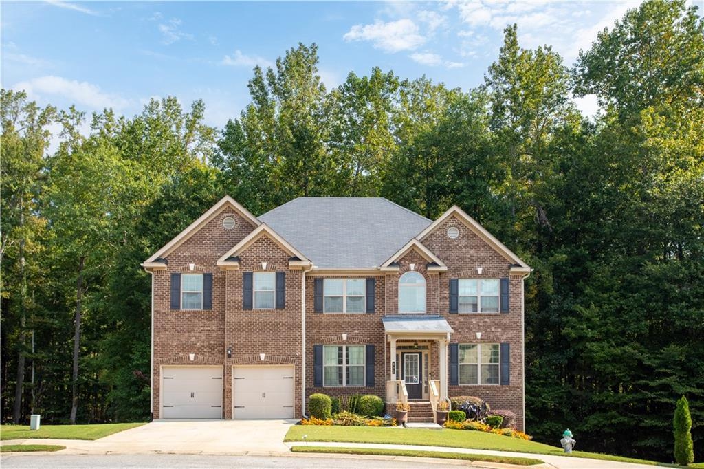 627 Stream Ct., Fairburn, GA 30213