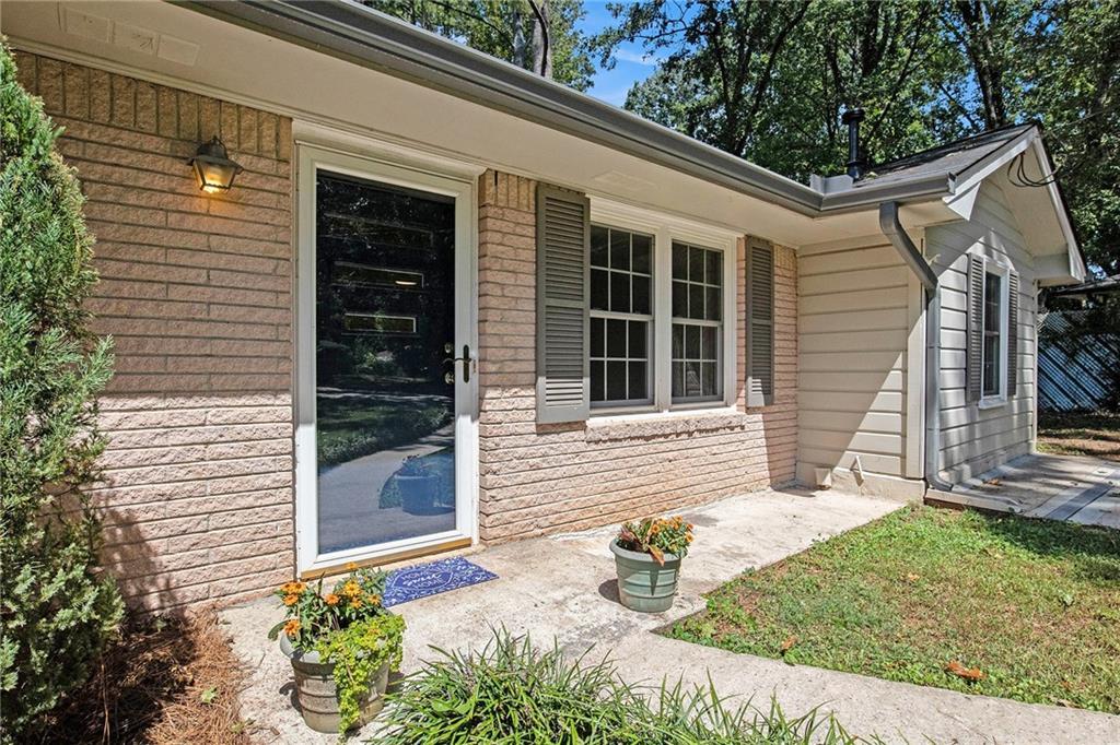 4917 Velva Way, Lilburn, GA 30047