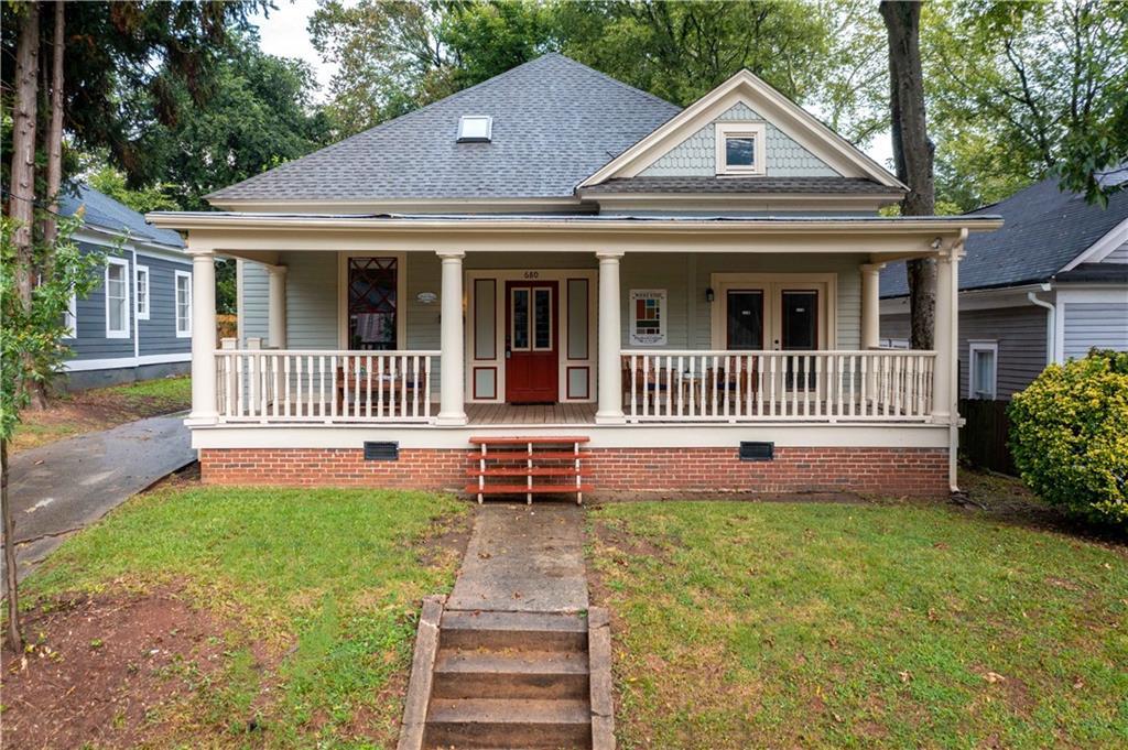 680 Grady Pl., Atlanta, GA 30310