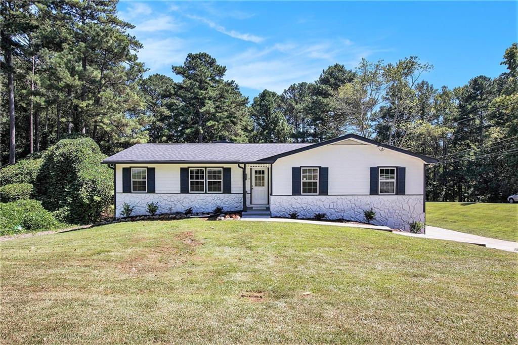 1176 Golden Cir., Lilburn, GA 30047