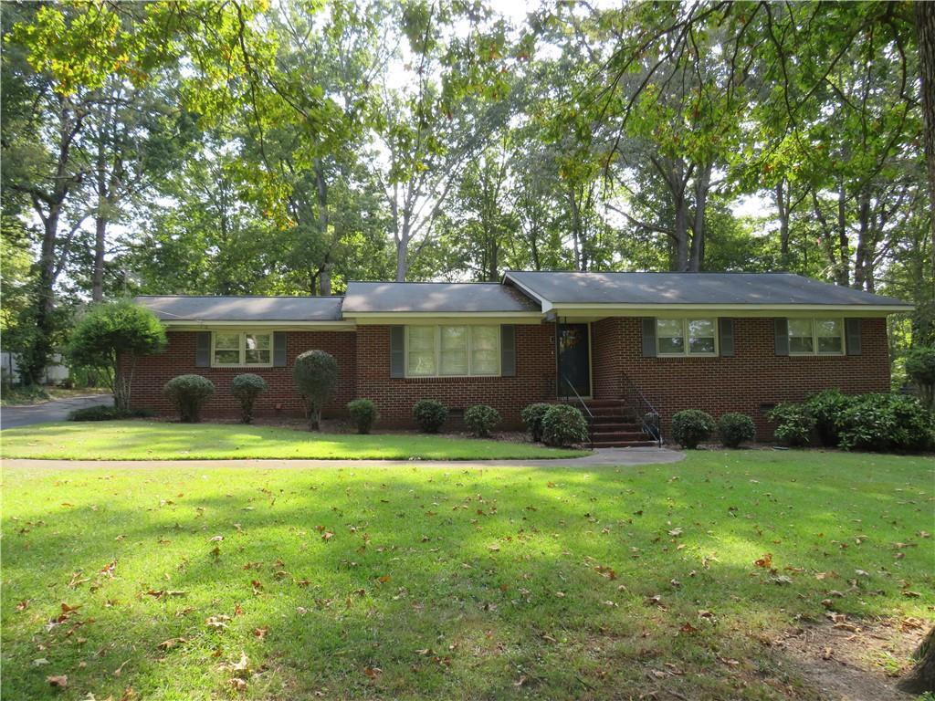416 Lakeview Dr., Cedartown, GA 30125