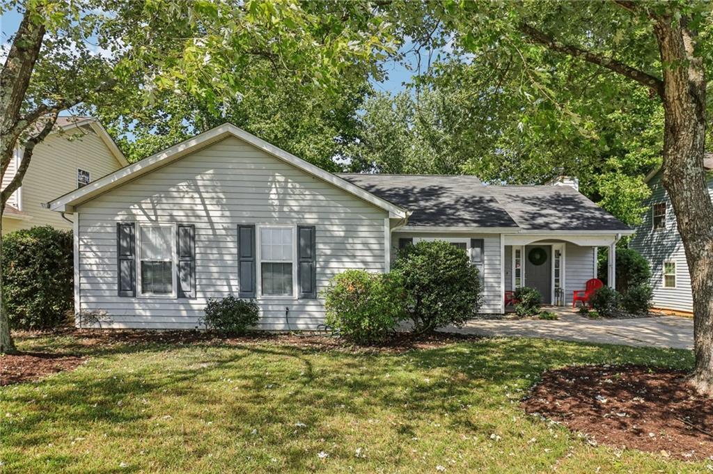 1607 Cobbs Creek Ln., Decatur, GA 30032