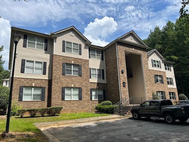 3237 Fairington Dr., Lithonia, GA 30038