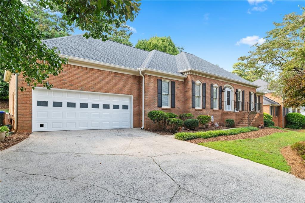 240 Saddle Creek Dr., Roswell, GA 30076