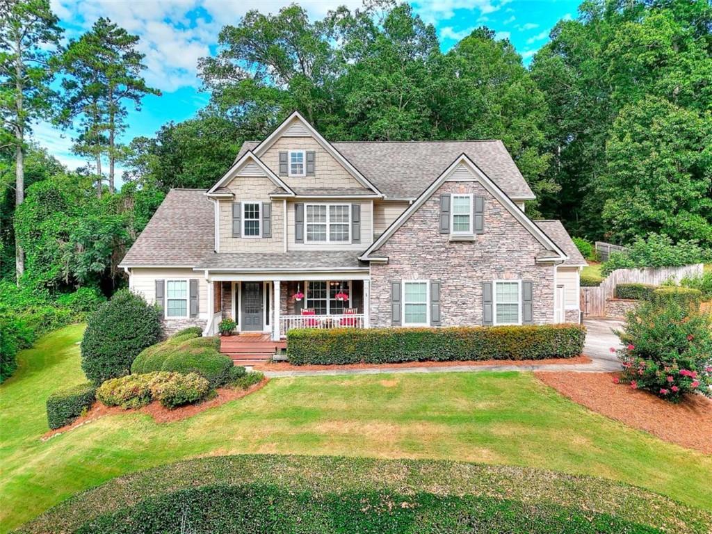 2524 Lois Ct., Loganville, GA 30052