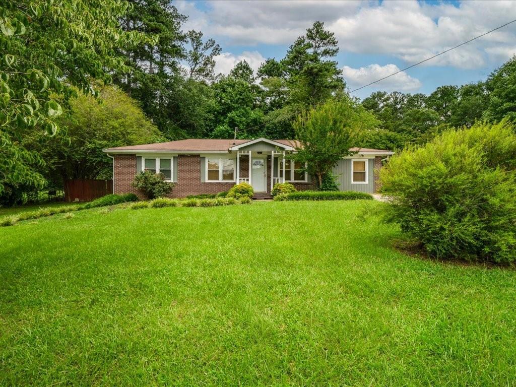 4365 Clare Ln., Lithia Springs, GA 30122